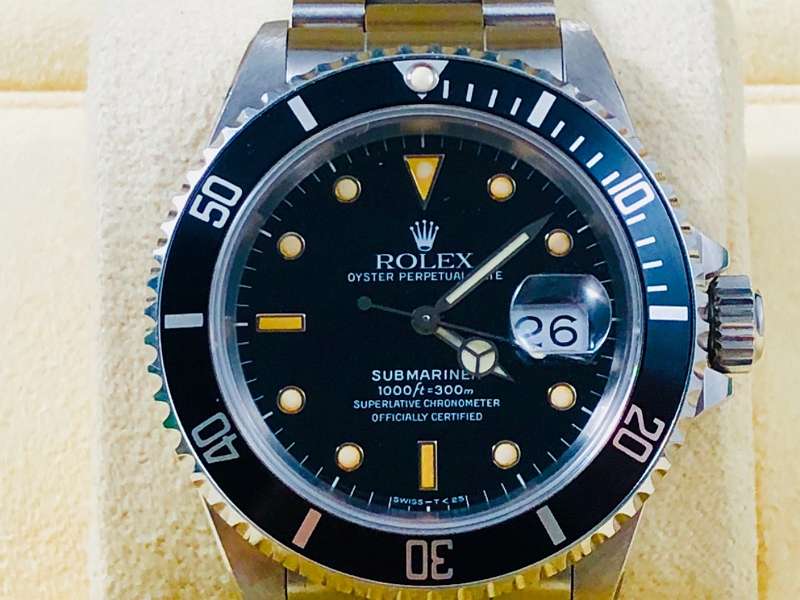 WUNDERSCHÖNES SAMMLERSTÜCK! ROLEX SUBMARINER DATE