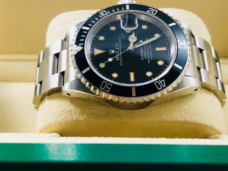 WUNDERSCHÖNES SAMMLERSTÜCK! ROLEX SUBMARINER DATE