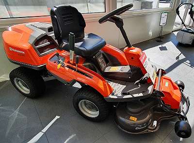 Rasentraktor - willhaben