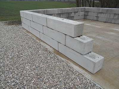 Betonsteine Betonwürfel Legosteine Betonblock Beton Würfel, € 127,- (4742 Pram) willhaben