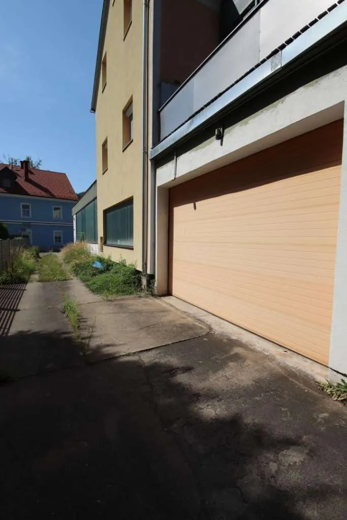 gemischt genutztes Mietzinshaus mit 5 Wohneinheiten in Bestlage / 2 Hallen / IMS Immobilien KG / Leoben - Ansicht 2