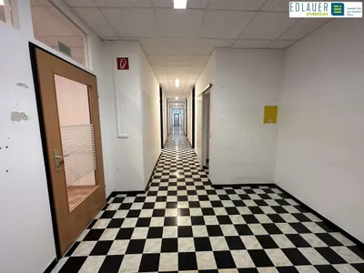 11-Zimmer-Gewerbeimmobilie mieten in Sankt Pölten – 277 m², € 3.333 – Bild 12 von 20