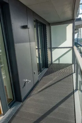 *Bezug ab 1.9.* Marina Tower | 2-Zimmer mit Donaublick, Loggia & Concierge | U2 vor der Tür – Bild 3