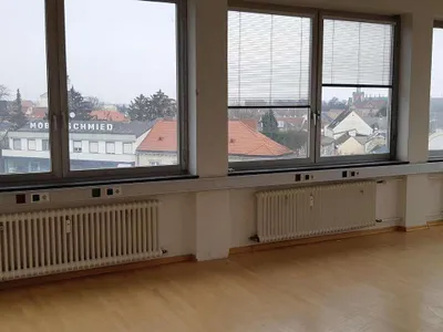 4-Zimmer-Gewerbeimmobilie mieten in Bruck an der Leitha – 147 m², € 1.623 – Bild 6 von 13