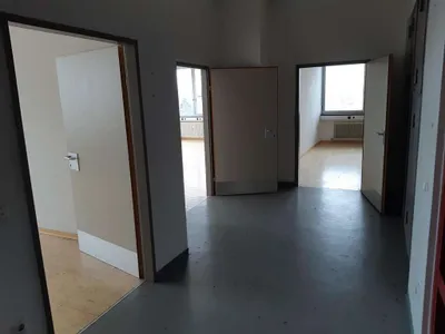 4-Zimmer-Gewerbeimmobilie mieten in Bruck an der Leitha – 147 m², € 1.623 – Bild 10 von 13