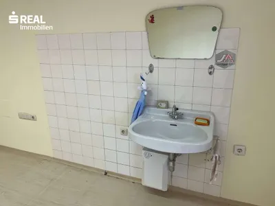 3-Zimmer-Gewerbeimmobilie mieten in Murau – 137 m², € 836 – Bild 11 von 12