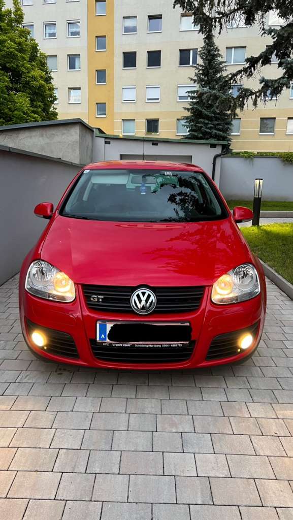 VW Golf 5 1.4 GT Klein-/ Kompaktwagen, 2006, 142.000 km, € 5.799
