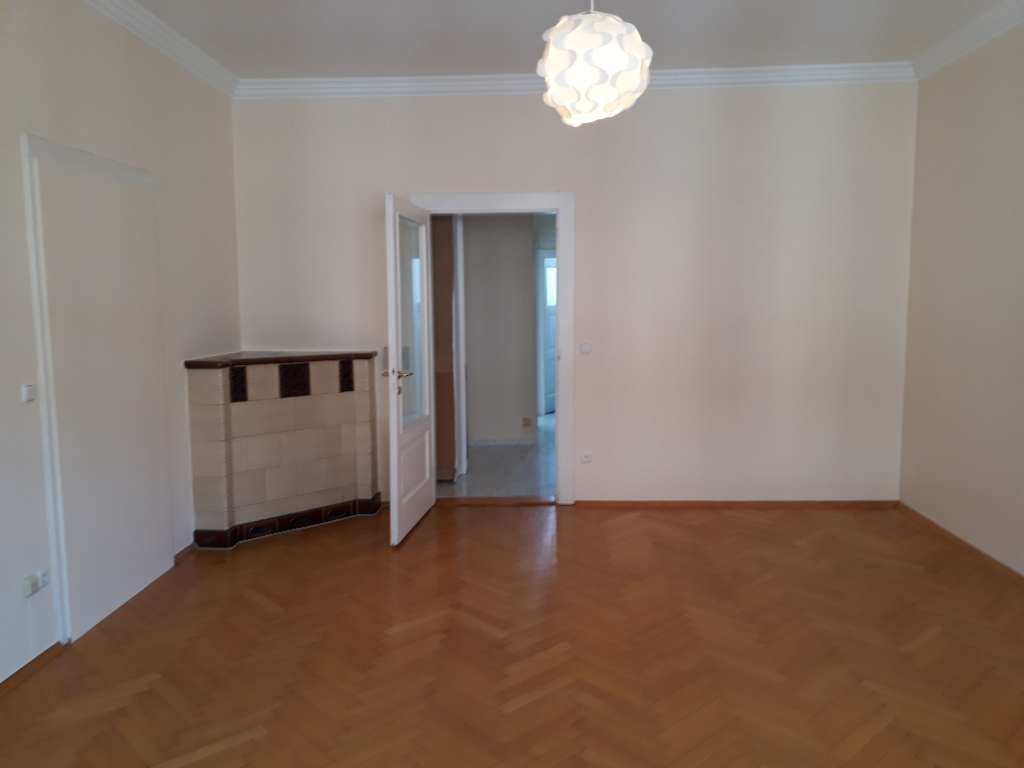 Schöne Altbauwohnung Im Herzen Von Graz, 86 M², € 1.003,-, (8010 ...