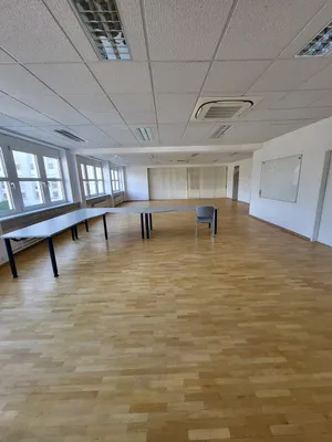 Gewerbeimmobilie mieten in Wien – 342 m², € 4.359 – Bild 9 von 11
