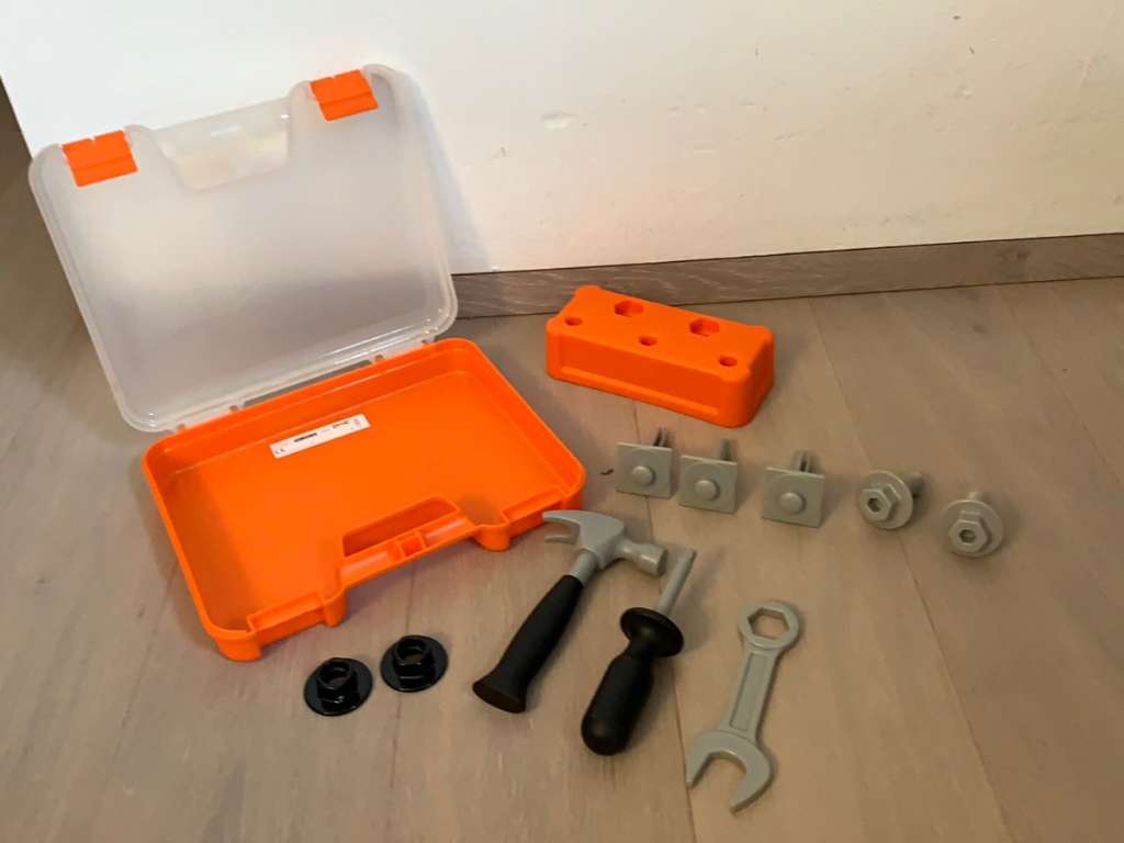 Virgil Abloh x IKEA MARKERAD HOMEWORK Toolkit Werkzeugbox in