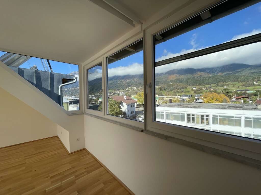 Miete - Erstbezug Nach Renovierung - 3 Zimmer Mit Dachterrasse - Modern ...