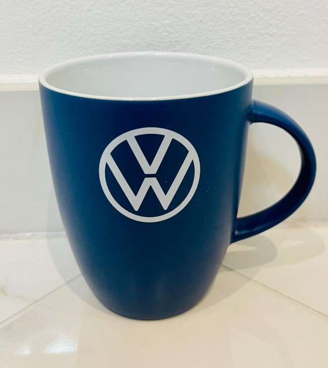 (verkauft) VW / VOLKSWAGEN Tasse/ Heferl - MUG - Fanartikel/ Merchandise -  NEU & UNGEÖFFNET in Originalverpackung 