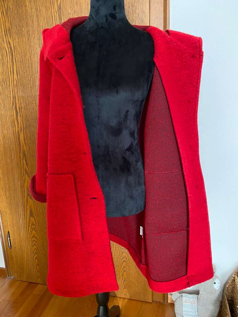 Louis Vuitton Damen-Mantel rotes Monogramm seitlicher Wolle Größe FR 38 IT  42 US 6 UK/AU 10