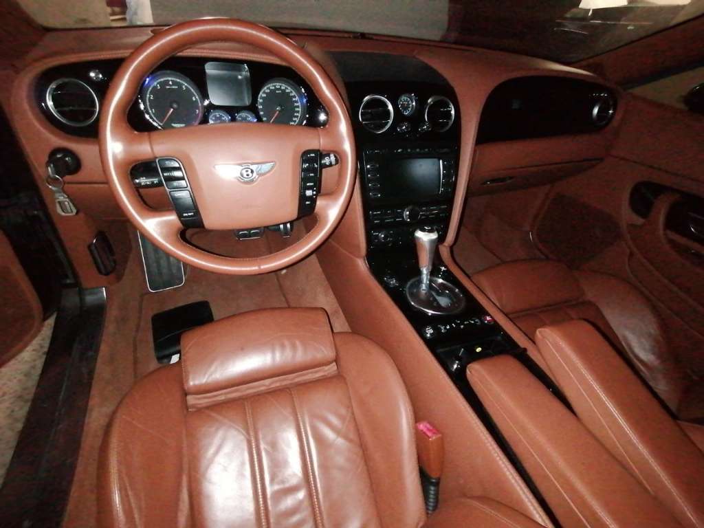 Bentley Continental Flying Spur * Mulliner * Ö-Auto * Traumzustand *  Limousine, 2014, 45.000 km, € 109.900,- - willhaben