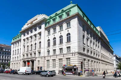 Gewerbeimmobilie mieten in Wien – 385 m², € 28 – Bild 2 von 16