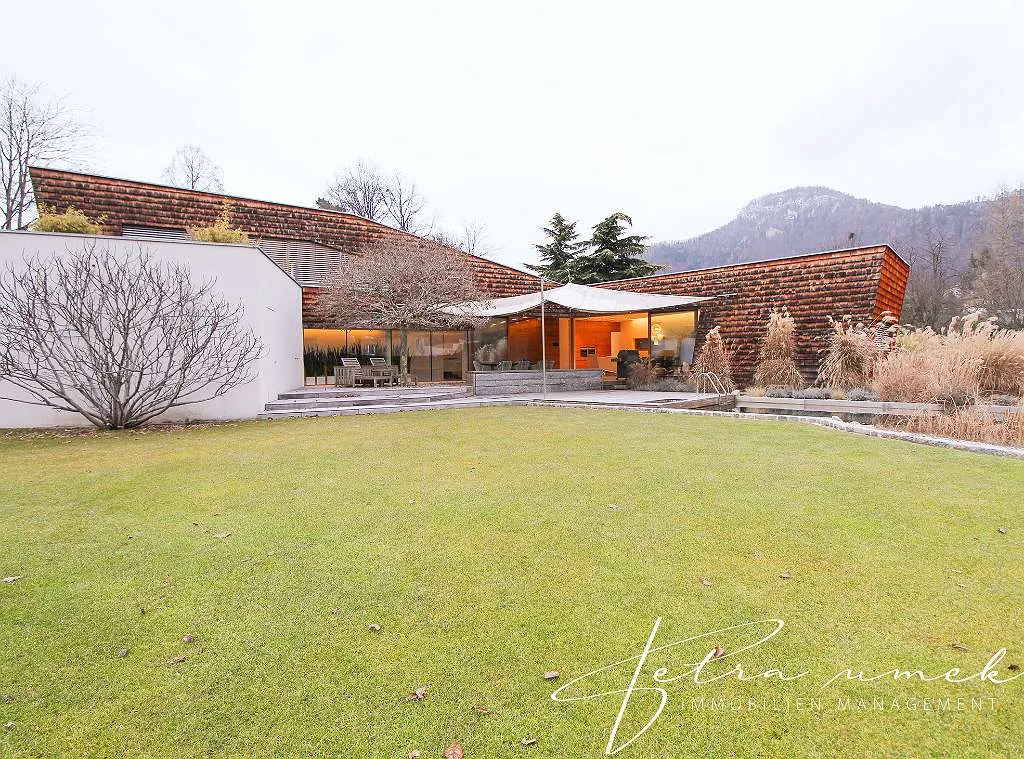 Einzigartige Designer Villa Mit Wohlfühlfaktor 240 M² € 1390000 