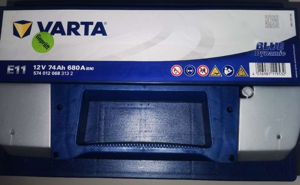 Autobatterie Batterie varta VARTA Varta 12v 74ah 680A wie neu!, € 60,-  (2460 Bruck an der Leitha) - willhaben