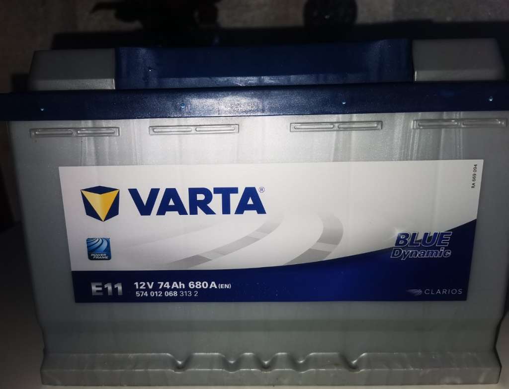5740120683132 VARTA E11 BLUE dynamic E11 Batterie 12V 74Ah 680A B13  Bleiakkumulator
