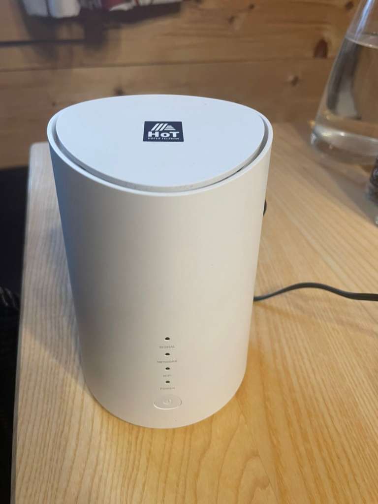 Zyxel WX3100-TO Access Point, € 40,- (3352 St. Peter in der Au-Markt) -  willhaben