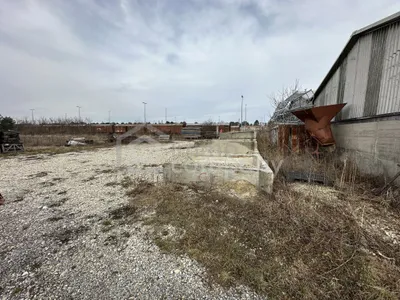 Immobilie mieten in Gänserndorf – 1 000 m², € 2 – Bild 12 von 14
