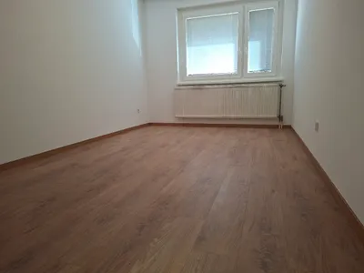 Lichtdurchflutete 3-Zimmer-Wohnung, 70 m2, privat – Bild 3
