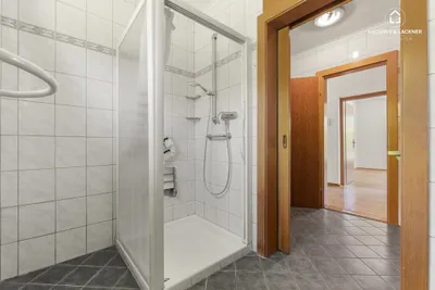 7-Zimmer-Haus kaufen in Klagenfurt – 238 m², € 1.300.000 – Bild 26 von 58