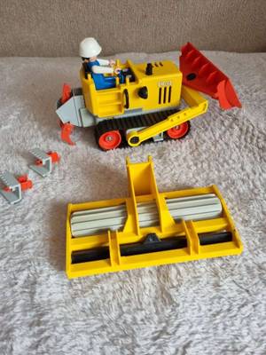 PLAYMOBIL - Bulldozer Máquina Excavadora 3757 de segunda mano por 65 EUR en Boñar en WALLAPOP