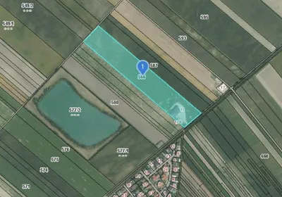 Grundstück kaufen in Baden – 47 220 m², € 1.300.000