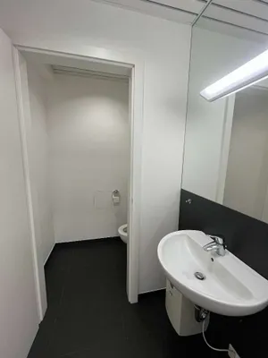 2-Zimmer-Gewerbeimmobilie mieten in Wiener Neustadt – 77 m², € 1.519 – Bild 10 von 12