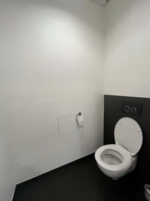2-Zimmer-Gewerbeimmobilie mieten in Wiener Neustadt – 77 m², € 1.519 – Bild 11 von 12