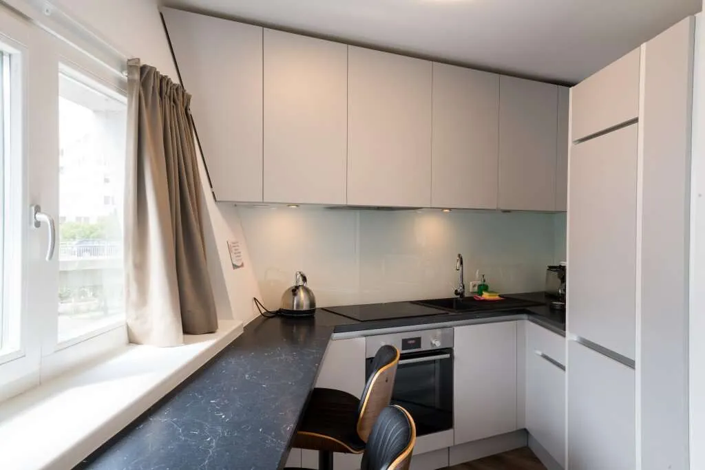 ALL-INCLUSIVE MIETE | VOLLMÖBLIERT | FLEXIBLE MIETDAUER | 4-ZIMMER-WOHNUNG IN 1090 WIEN – pohled 3
