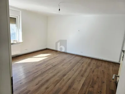3-Zimmer-Wohnung kaufen in Graz – 80 m², € 175.000 – Bild 1 von 6