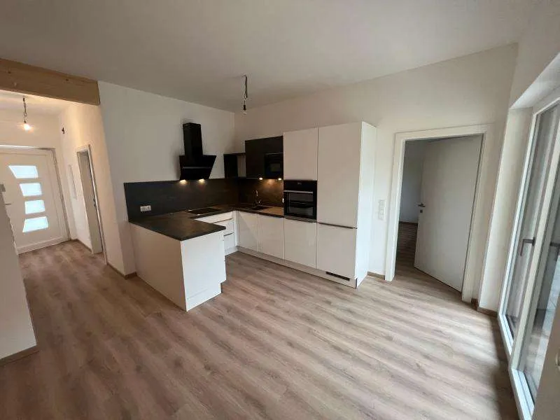 Saniertes Zinshaus mit 5 Wohneinheiten (336m²) in zentraler Lage in Fürstenfeld! Provisionsfrei! - View 2