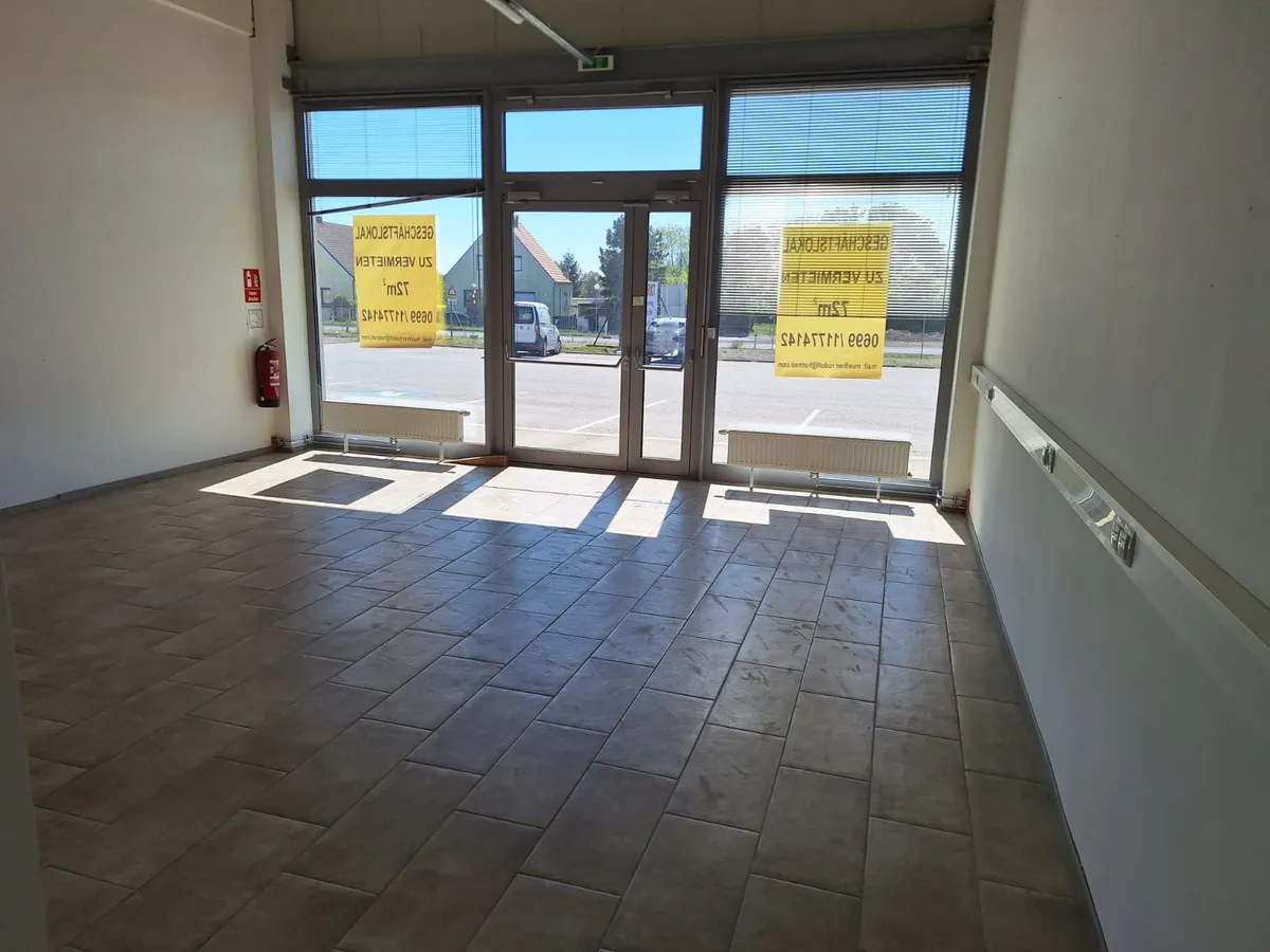 72m² Geschäftslokal / Büro / Schauraum / Friseur / Lager / Artelier / Studio / Fotostudio / Ausstellungsfläche - Ansicht 3