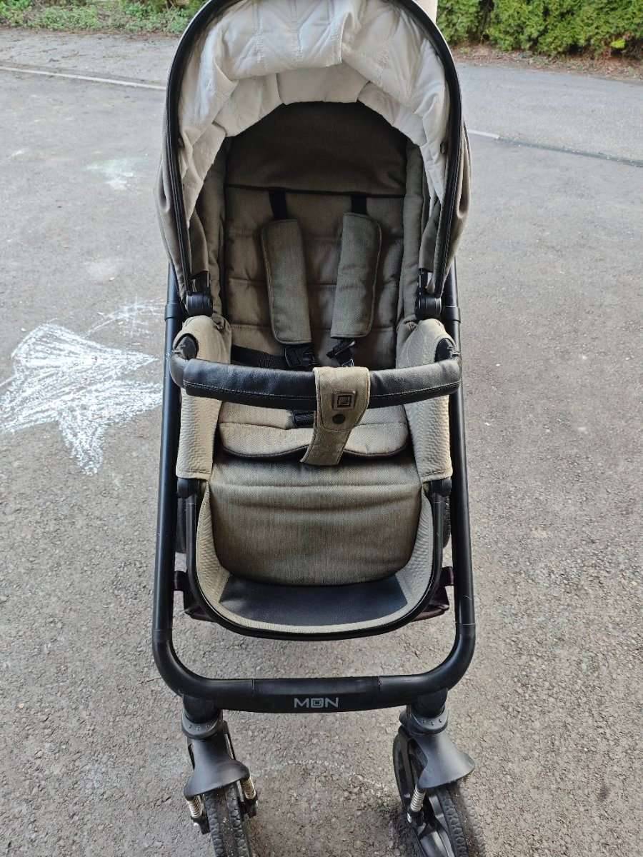 Kinderwagen Mon grn,  180,- (4770 An der Fernstrae) - willhaben