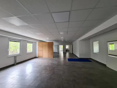 1-Zimmer-Gewerbeimmobilie mieten in Wiener Neustadt Land – 20 m², € 233 – Bild 4 von 6