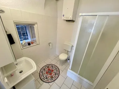 2-Zimmer-Gewerbeimmobilie mieten in Mödling – 59 m², € 765 – Bild 5 von 6