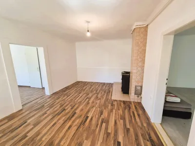 Gewerbeimmobilie mieten in Neunkirchen – 49 m², € 550 – Bild 5 von 13
