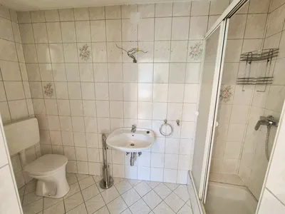 Gewerbeimmobilie mieten in Neunkirchen – 49 m², € 550 – Bild 10 von 13