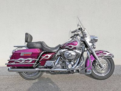 Harley-Davidson Road King Classic FLHRC "Custom Paint"