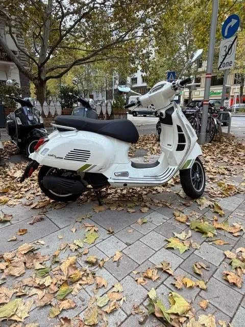 Vespa GTS