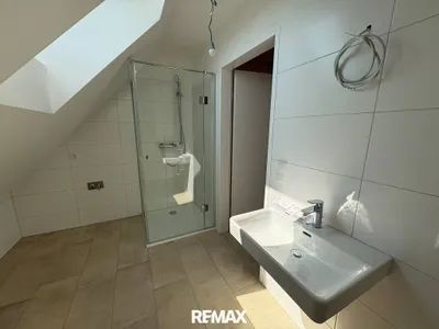3-Zimmer-Wohnung mieten in Gmunden – 74 m², € 838 – Bild 6 von 7