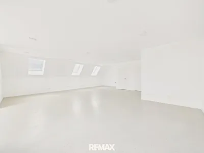 1-Zimmer-Gewerbeimmobilie mieten in Bruck an der Leitha – 75 m², € 602 – Bild 4 von 11