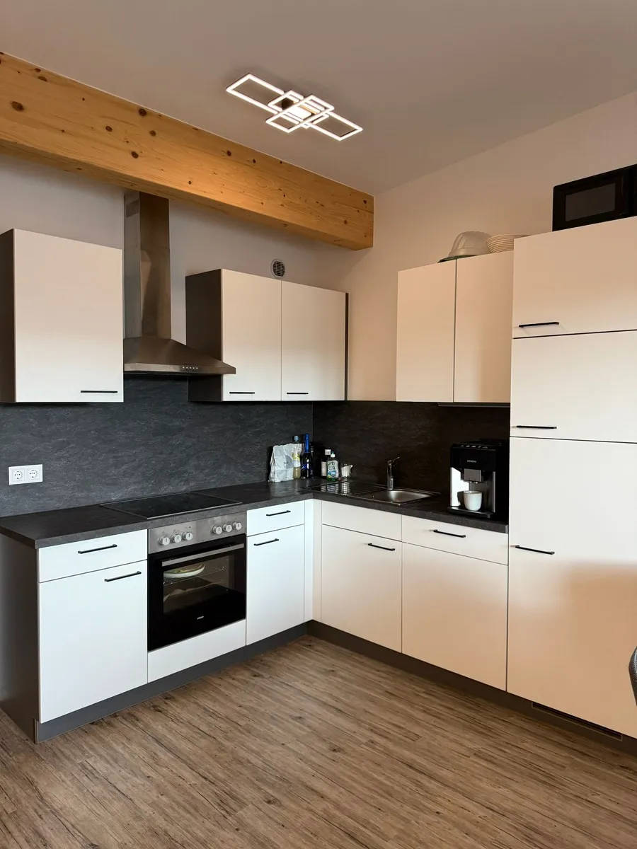Nachmieter gesucht - 2-Zimmer-Neubauwohnung mit Loggia (ca. 65 m²) - Ansicht 2