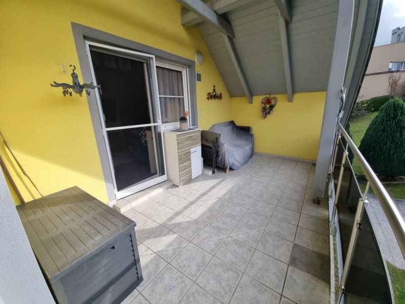 Dachgeschoßwohnung in einem Zweifamilienhaus inkl. Gartennutzung! - Ansicht 3