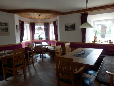 11-Zimmer-Gewerbeimmobilie mieten in Zell am See – 3 160 m², € 3.400 – Bild 10 von 19