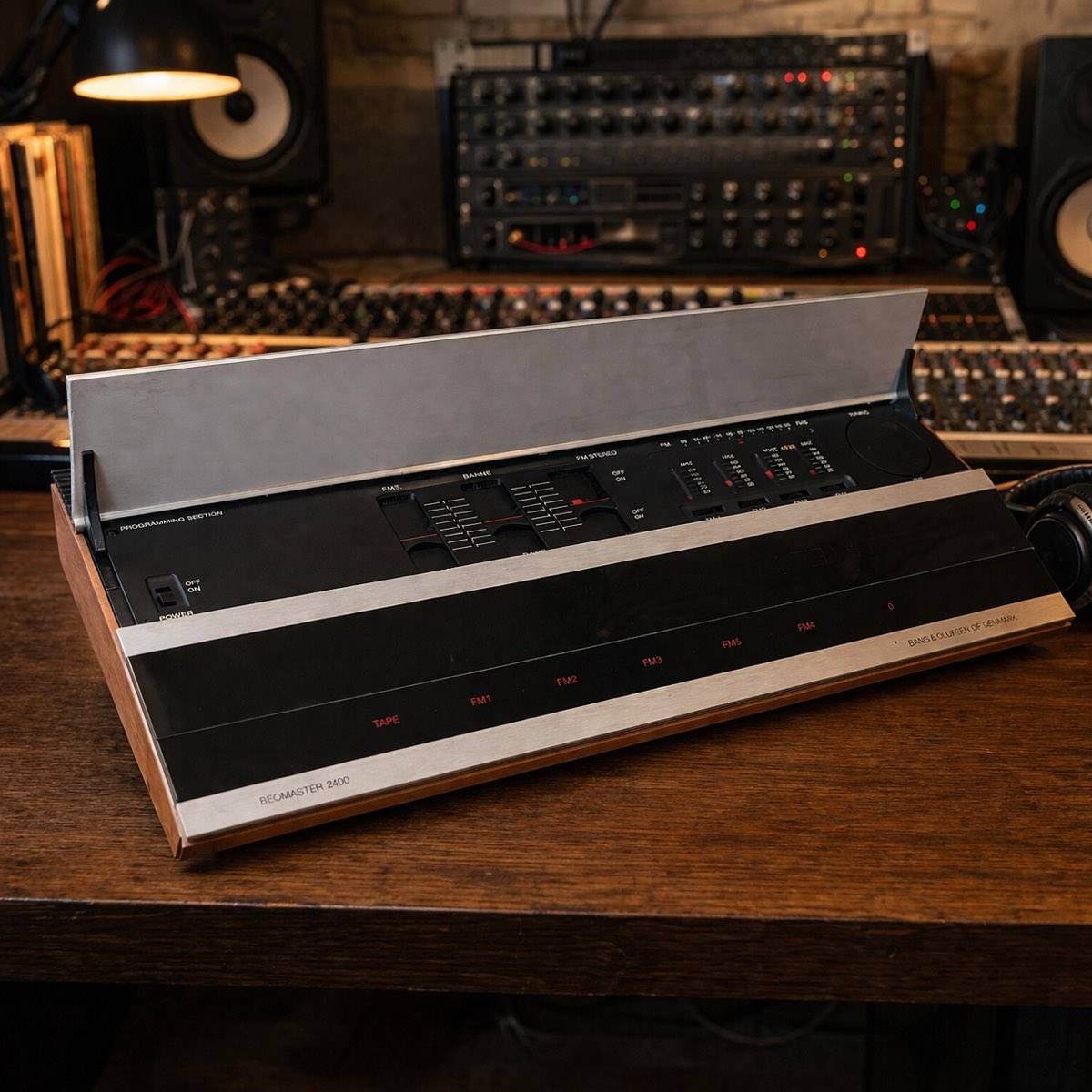 Used Bang & Olufsen beomaster 2400 Radios for Sale | HifiShark.com