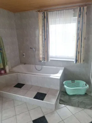 7-Zimmer-Wohnung mieten in Schärding – 90 m², € 900 – Bild 2 von 4