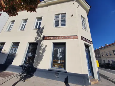 Gewerbeimmobilie kaufen in Wien – 227 m², € 890.000 – Bild 2 von 4