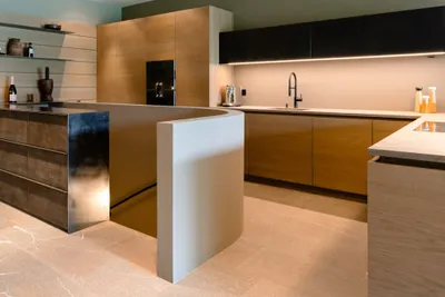 8-Zimmer-Wohnung kaufen in Klagenfurt Land – 268,36 m², € 6.500.000 – Bild 6 von 12